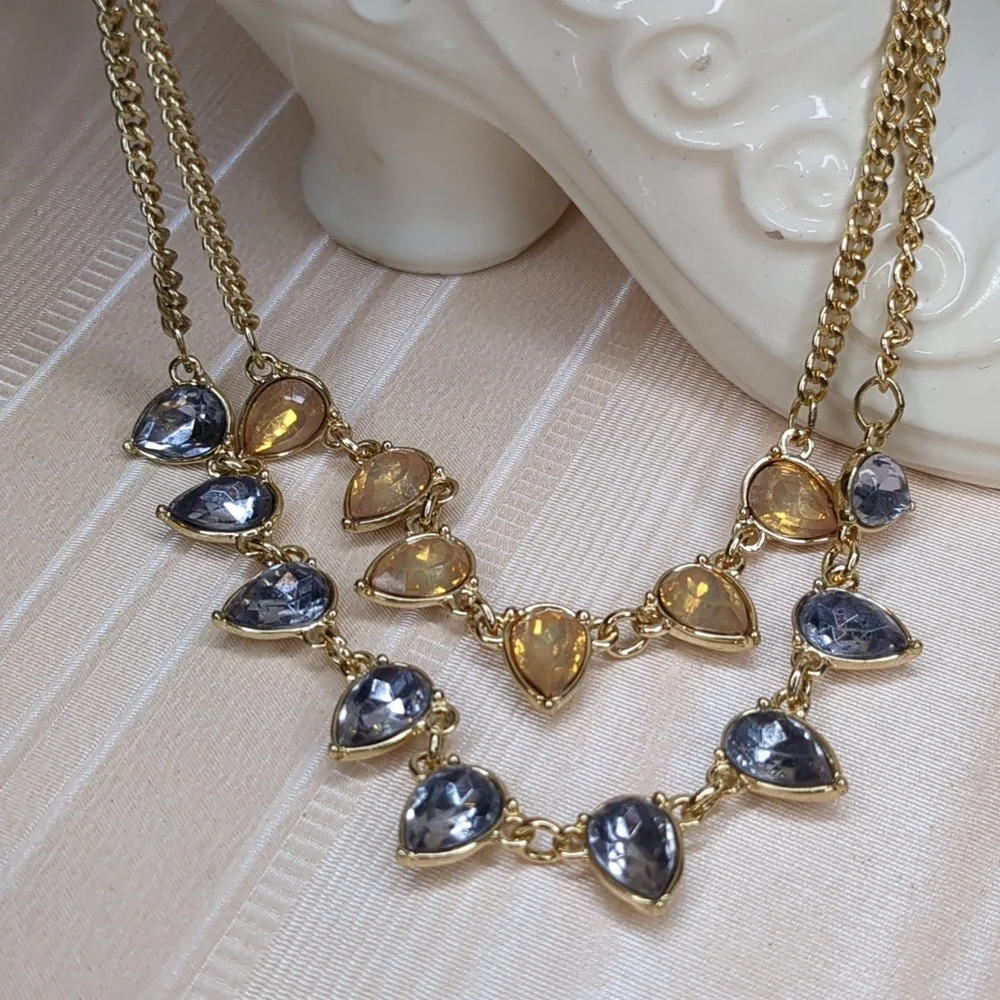3/$15 Vintage Layered Necklace Peach Opal & Periwinkle Blue Faceted Crystals